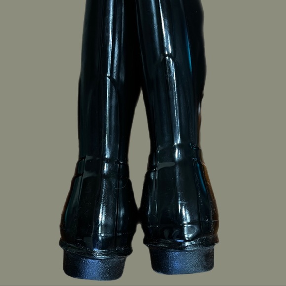 Hunter Women's Original Tall Gloss Rain Boots - Picture 7 of 14